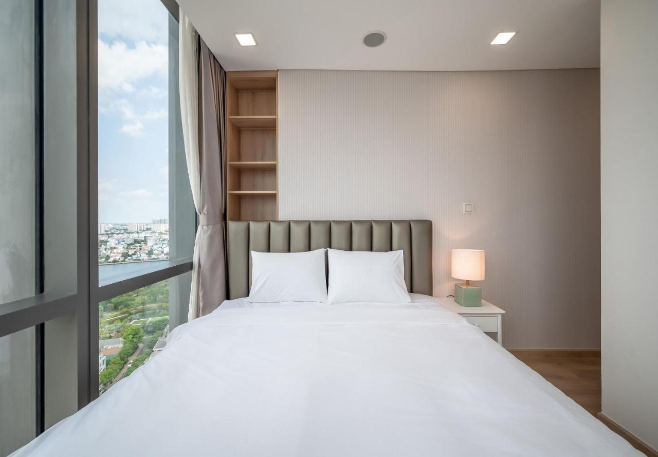 Landmark 81 - Imperial Residence Хошимин Экстерьер фото