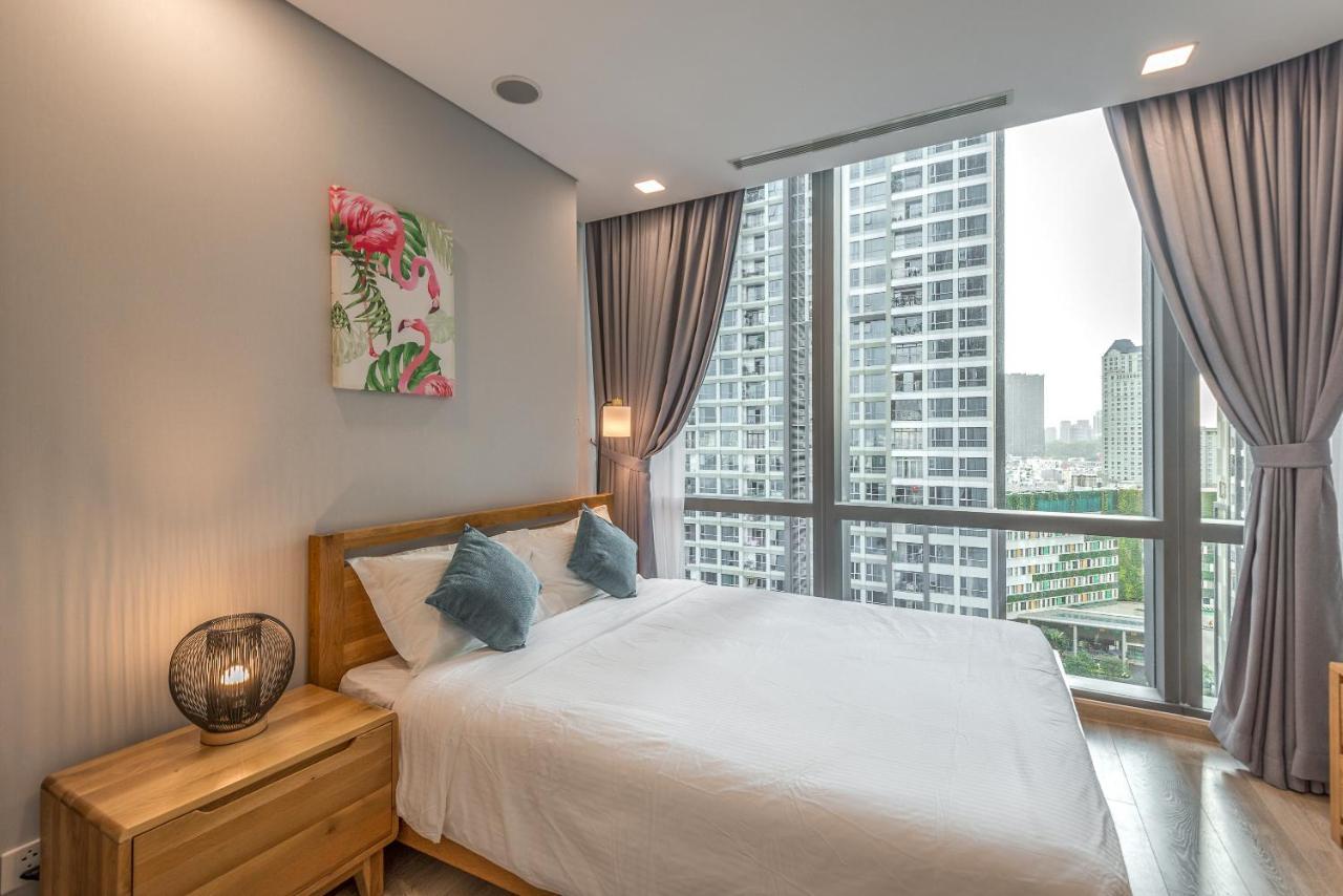 Landmark 81 - Imperial Residence Хошимин Экстерьер фото