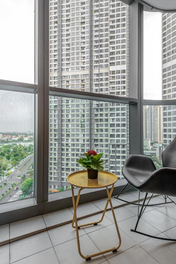 Landmark 81 - Imperial Residence Хошимин Экстерьер фото