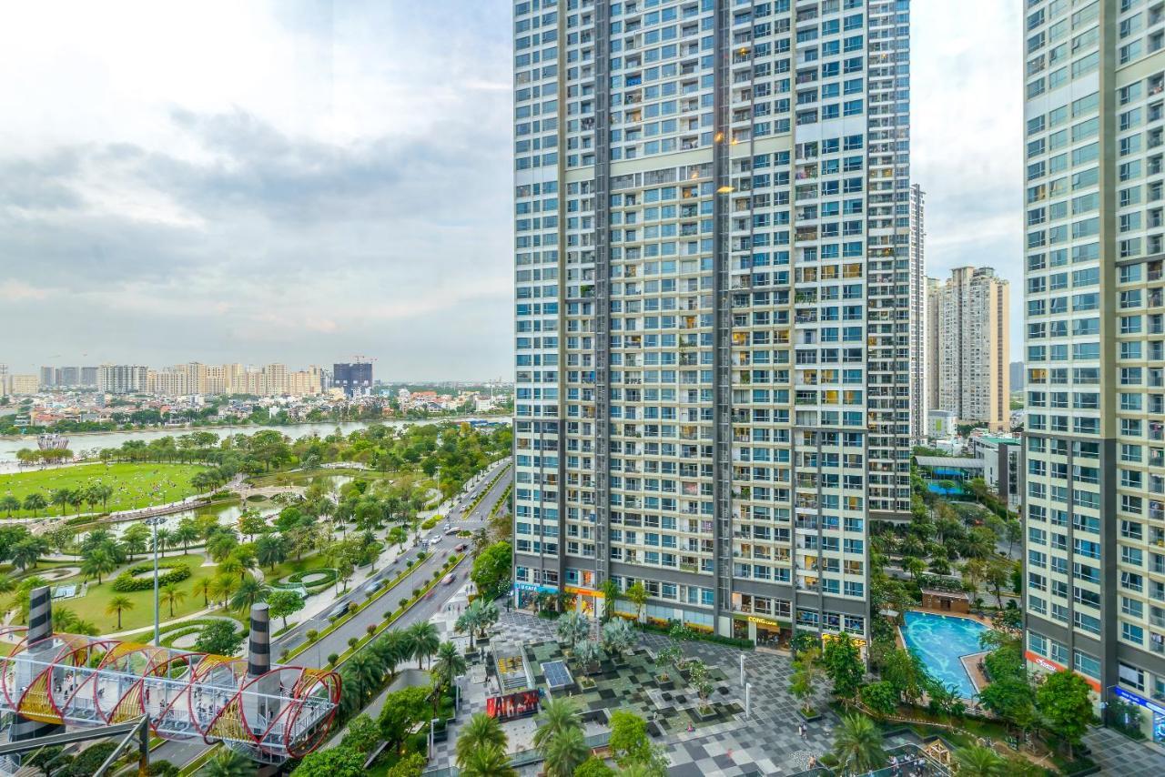 Landmark 81 - Imperial Residence Хошимин Экстерьер фото